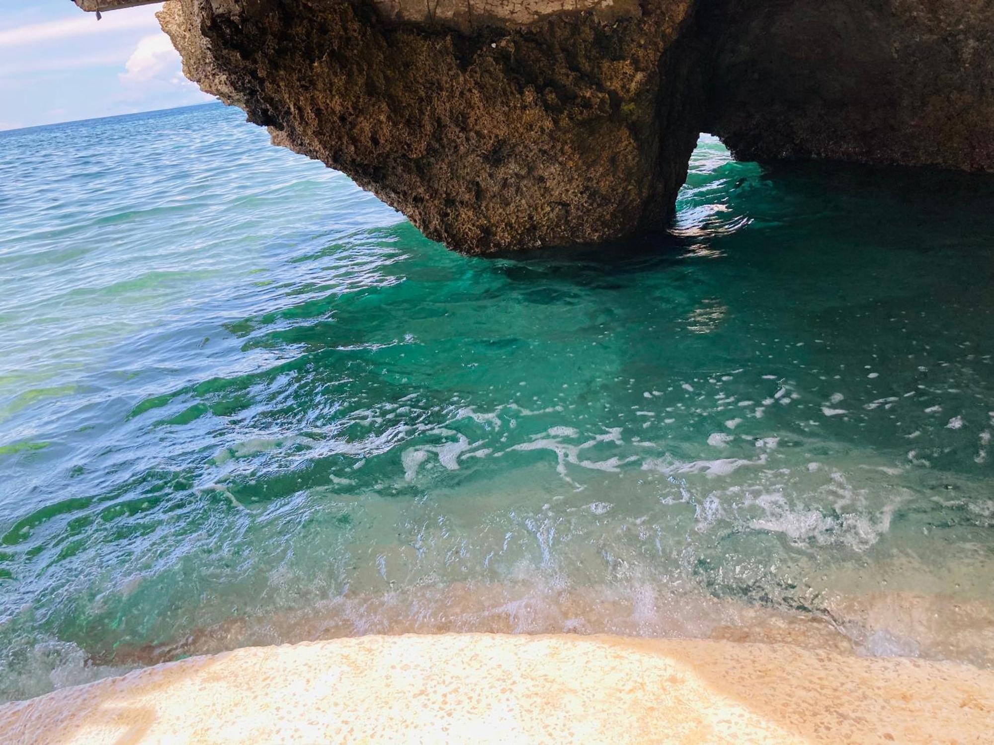 1888 Beach Resort 두마구에테 외부 사진
